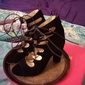 Black Shoes size 7